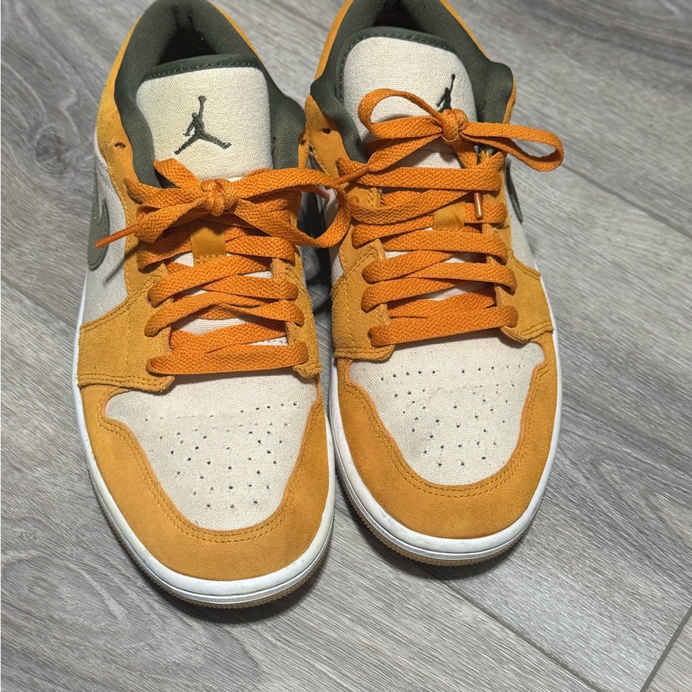 Nike Jordan 1 low